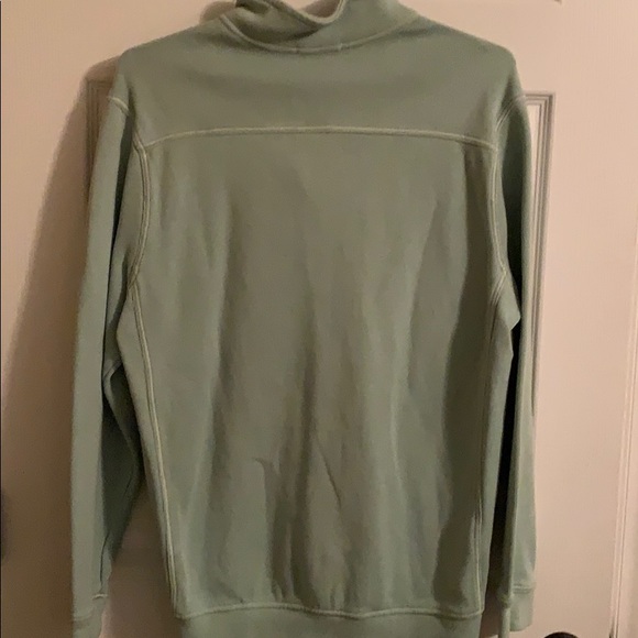 Men’s Tommy Bahamas pull over - Picture 2 of 2